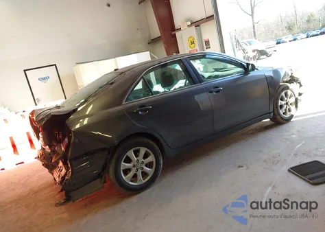 2011 Toyota Camry Le z USA, uszkodzony, nr VIN 4T4BF3EK6BR17855